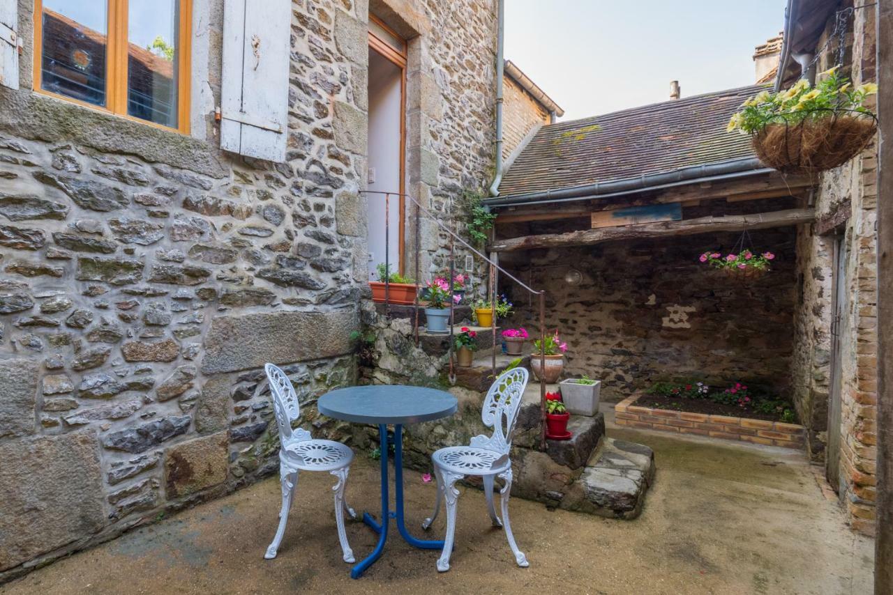 Le Refuge Des Alpes Mancelles Apartment Fresnay-sur-Sarthe ภายนอก รูปภาพ